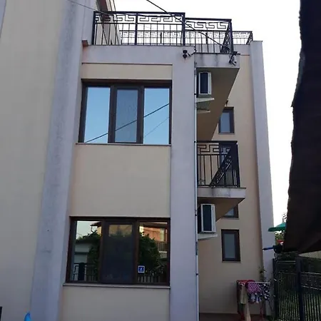 Vila Riviera إيفوري نورد