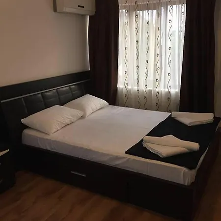 Vila Riviera بيت ضيافة